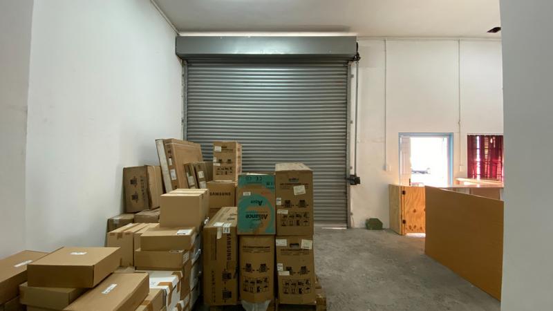 To Let commercial Property for Rent in Maitland Western Cape
